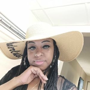 Meet your Posher, Tanya